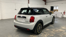 MINI Hatchback 135kW Cooper S Level 2 33kWh 3dr Auto Electric Hatchback